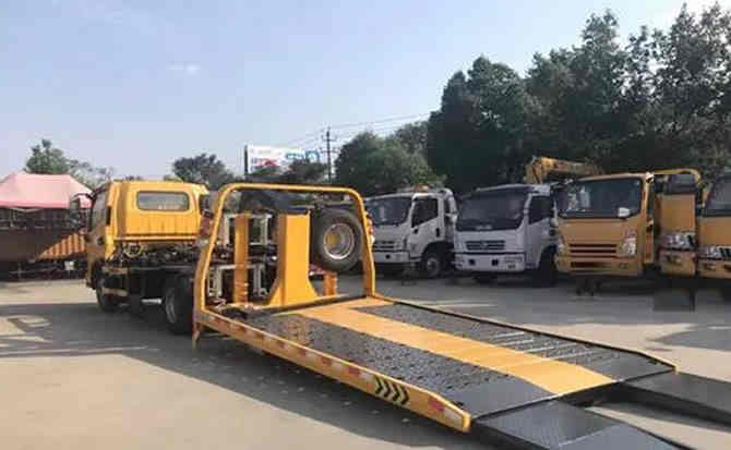 东风区汽车中途维修案例